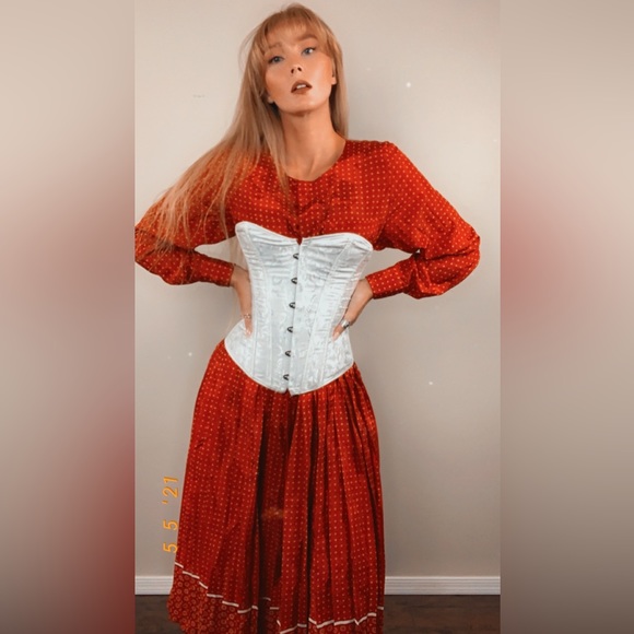 Meet your Posher, Alithea - Picture 11 of 16